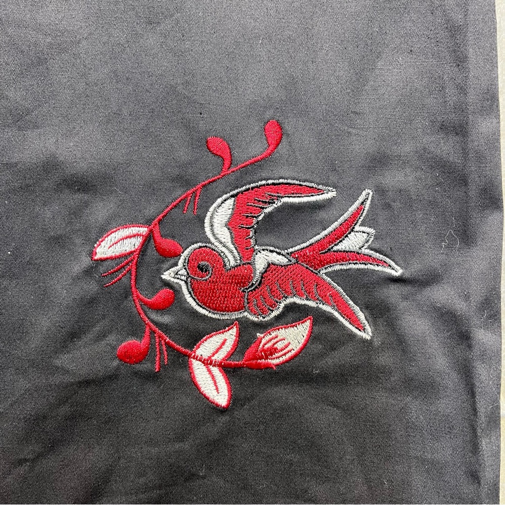Sourpuss Bird Appliqué Skirt - Picture 3 of 12